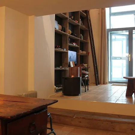 Daire Loft On River Amsterdam